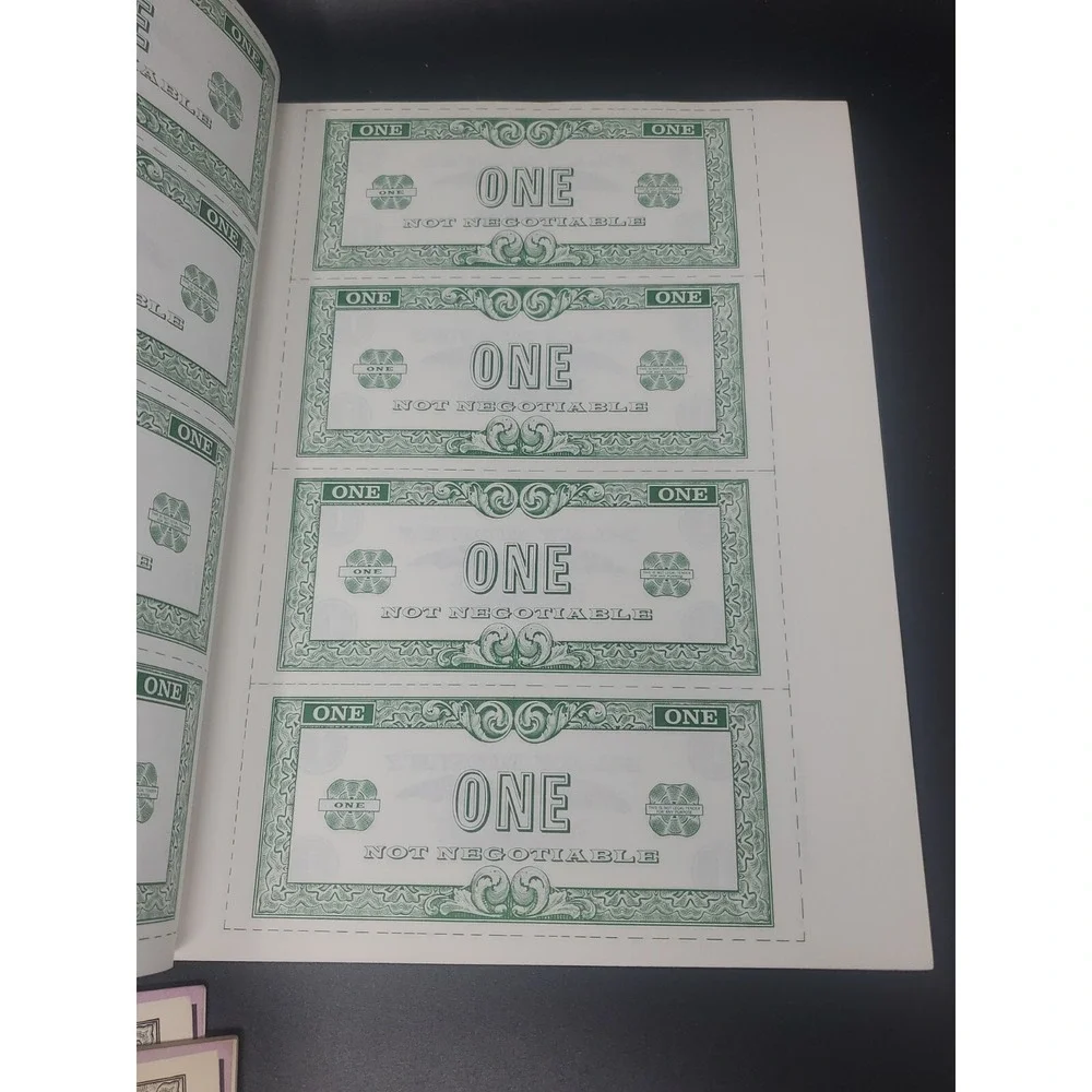 Walt Disney Productions 1967 1st Edition HAPPIEST MILLIONAIRE Money Book